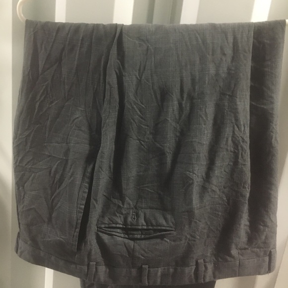 Liz Claiborne 2 piece suit - Picture 5 of 9